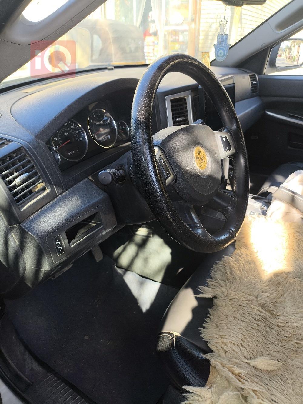 جیپ گراند شیرۆکی